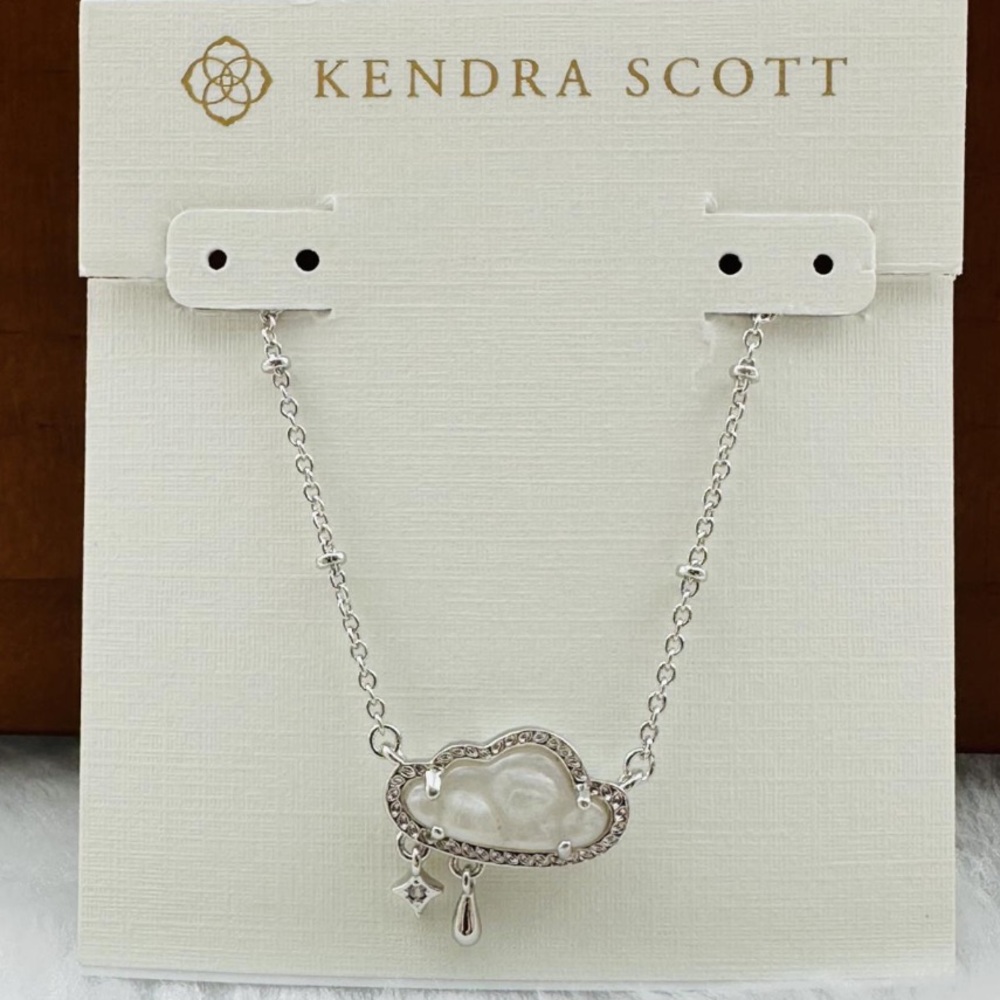Kendra Scott Celeste Silver Gold Short Pendant Necklace
